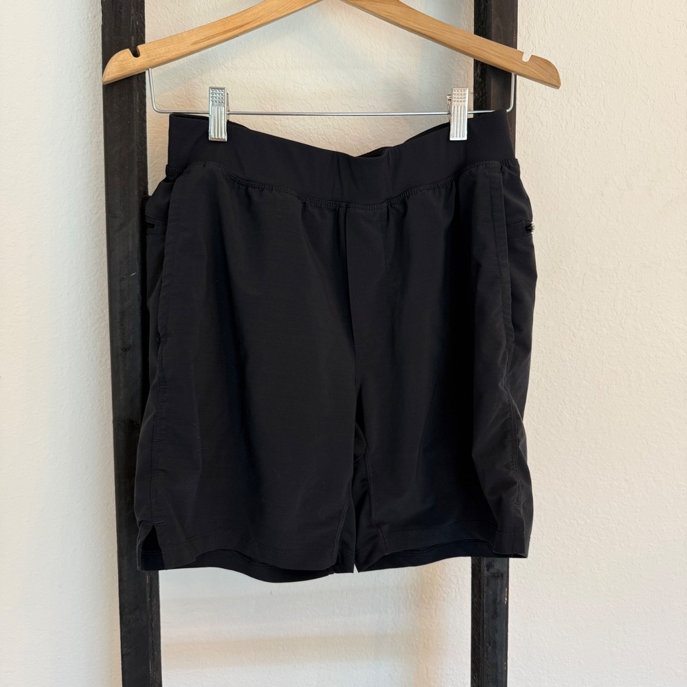 Fabletics Mens Black Athletic Running Shorts Workout‎ Activewear Training Gym